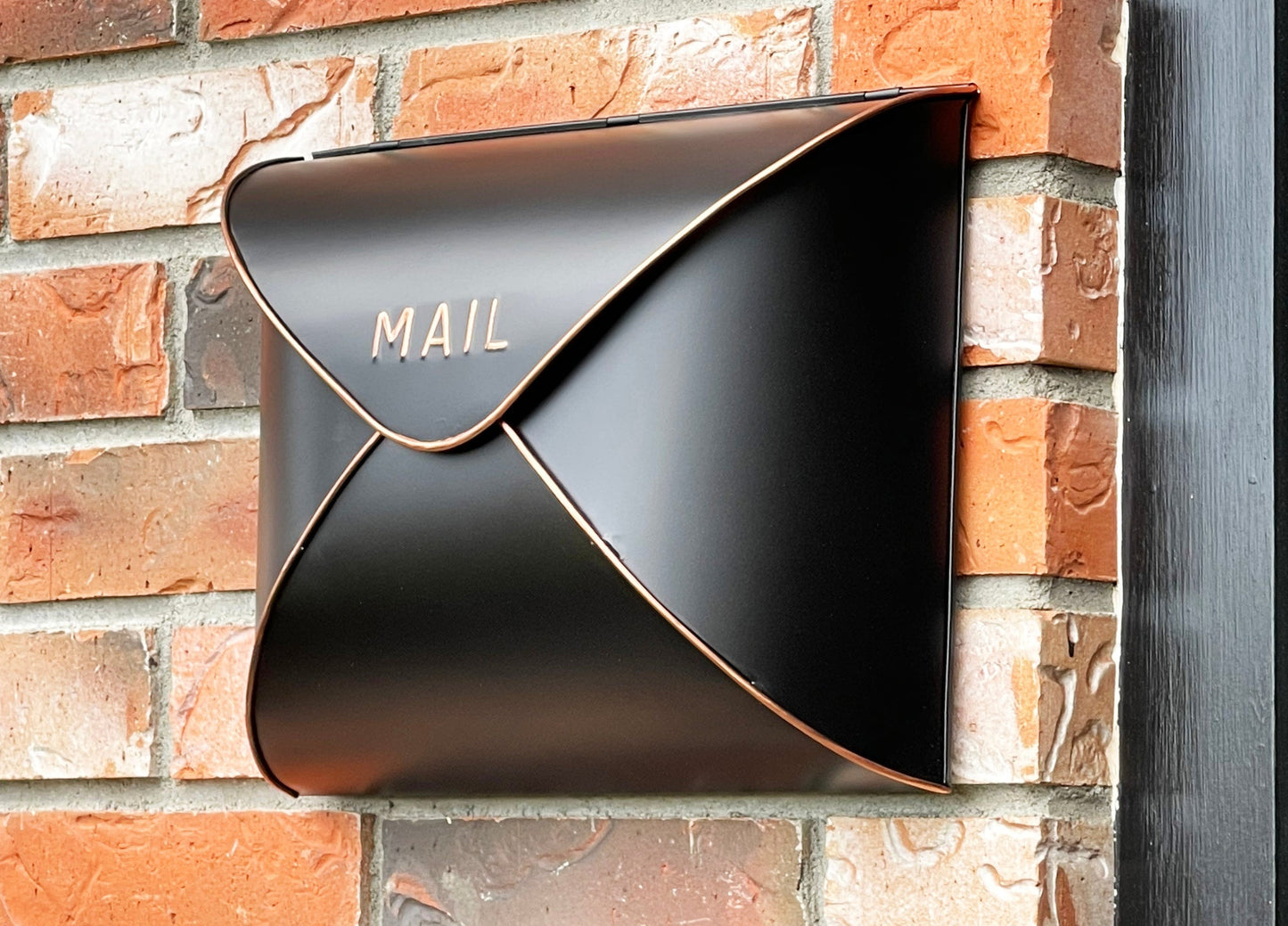 Envelope Mailbox BLK/CP, Large
