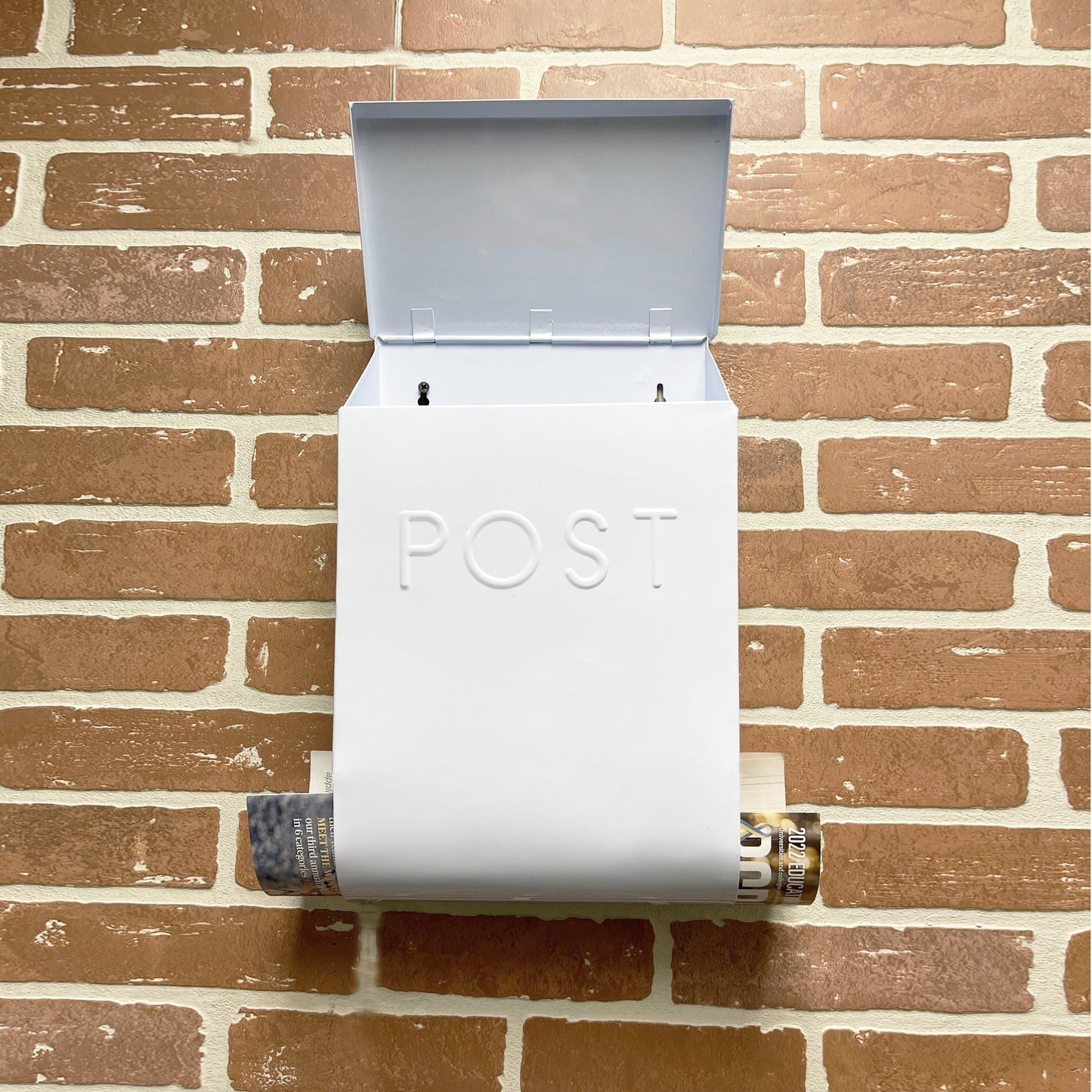 Trixie Mailbox, White, Last Chance