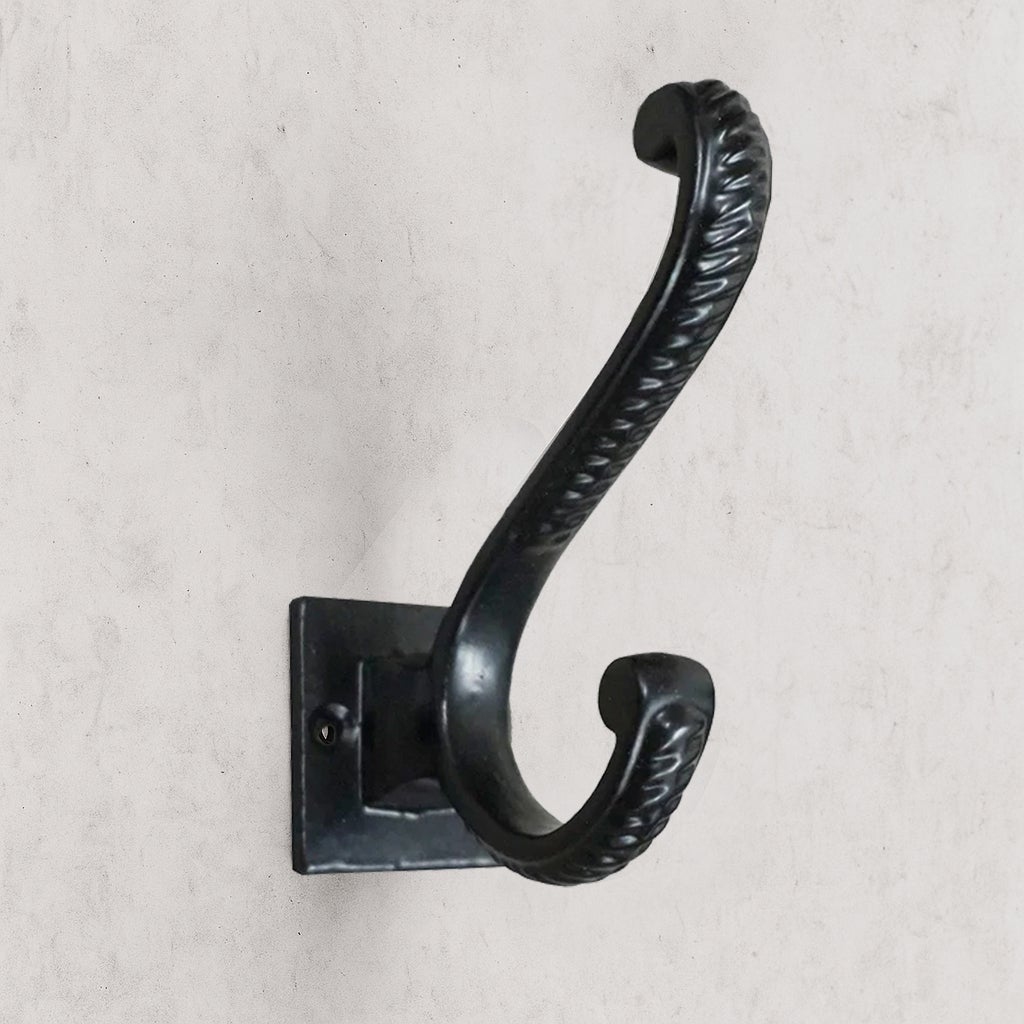 Mare Dbl Hook Cast Iron Black