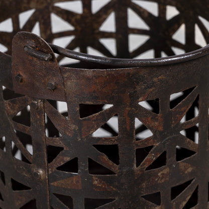 Old Round Metal Bucket/Lantern