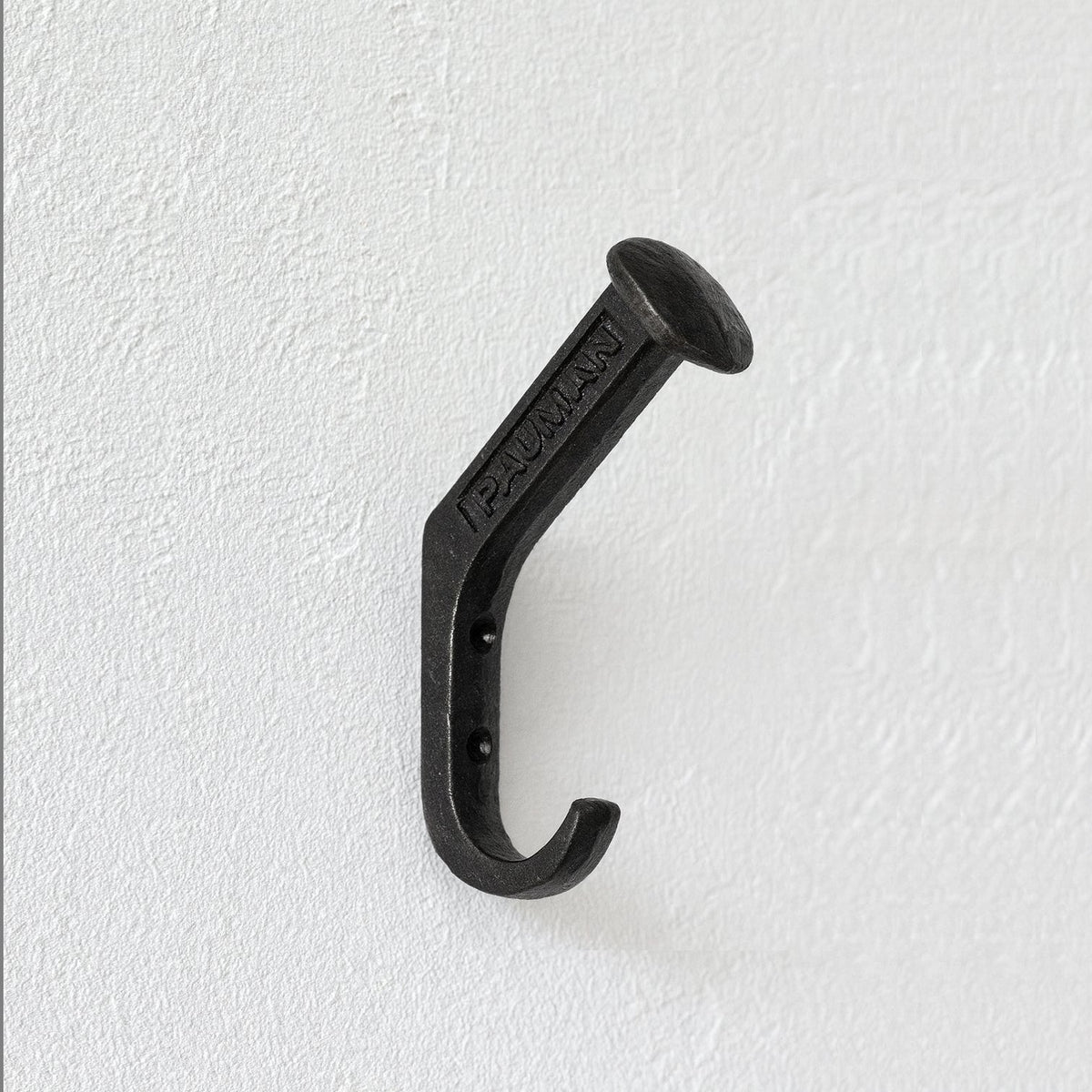 Double Hook Railway Nail Top