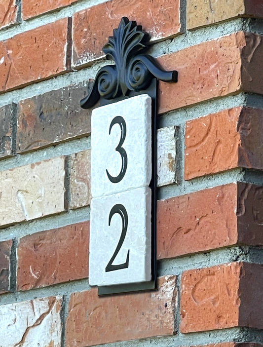 large crest,2-tile, vertical