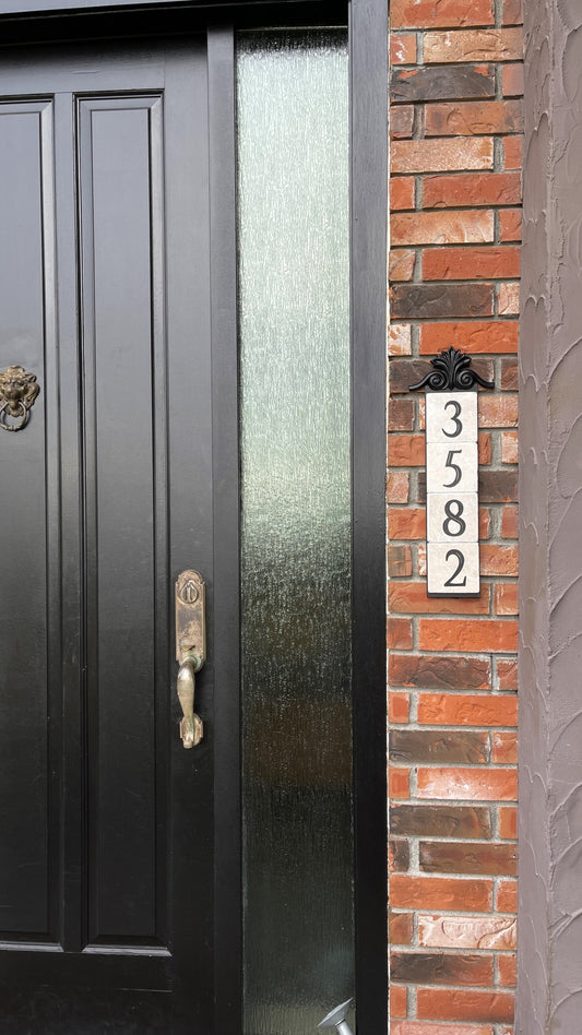 large crest,4-tile, vertical