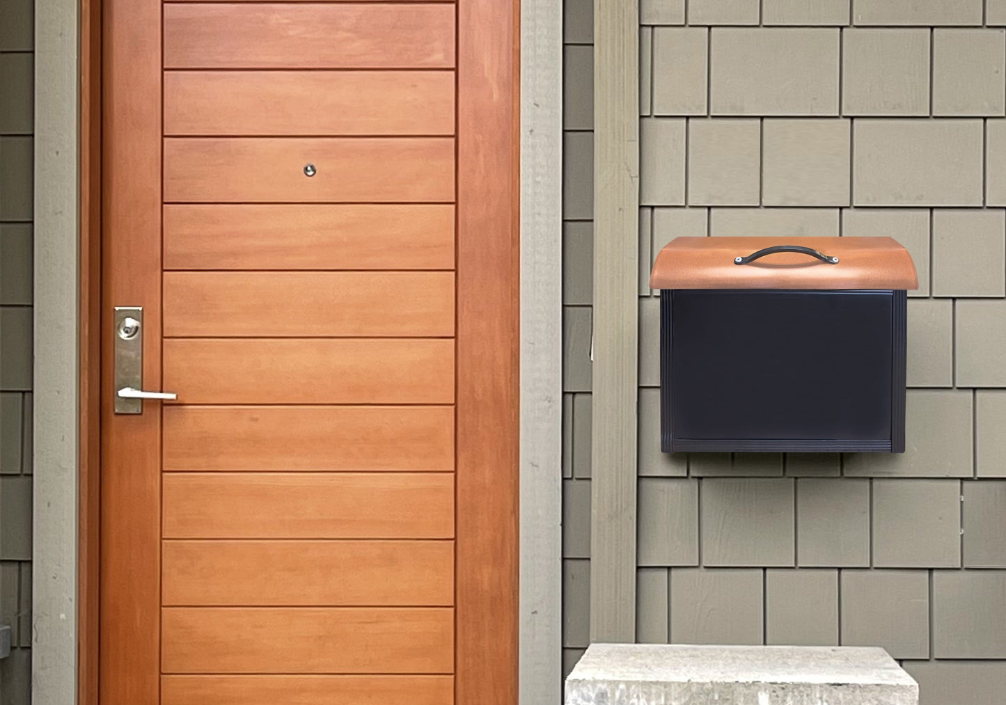 Mailbox with Handle, Black & Copper