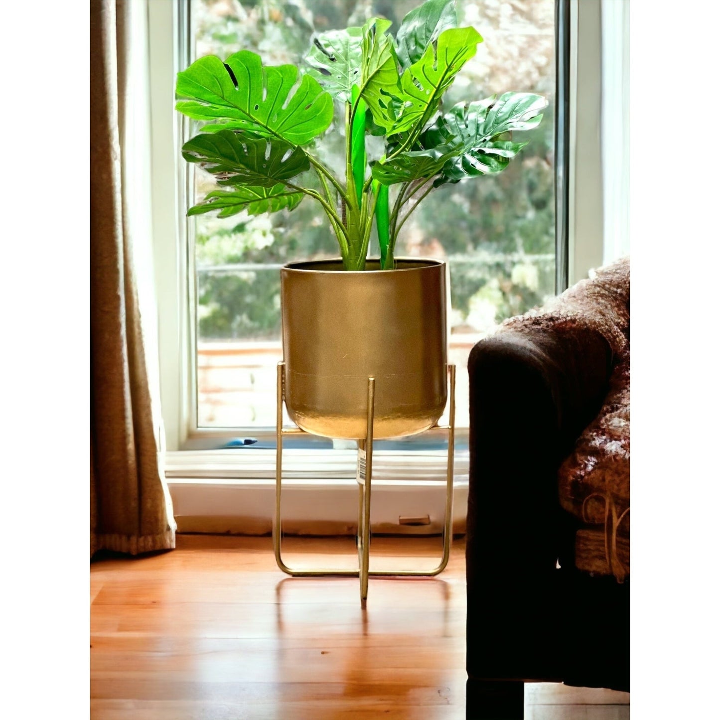 Iron Planter Large, Gold Finish