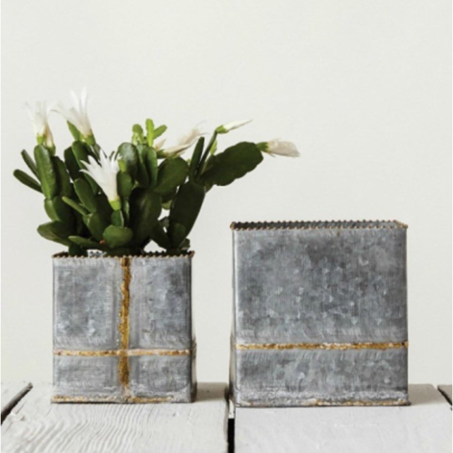 Iron Sq. Planter Set Of 2