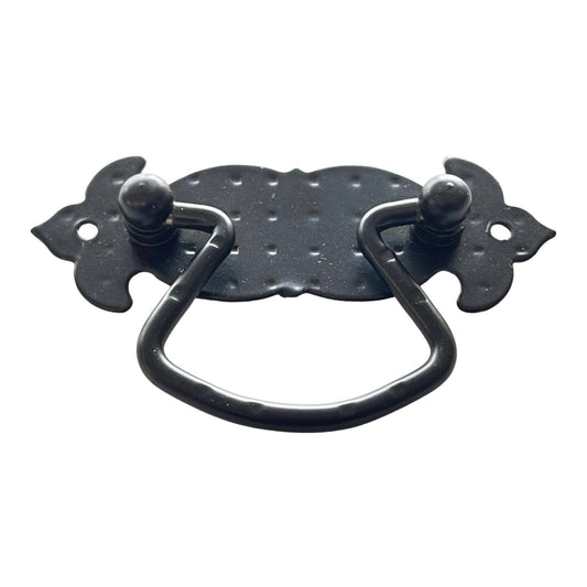 Iron Ring Puller On Plate, Black Forge, 3.8 in