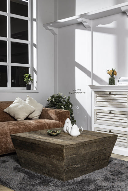 Wooden Coffee Table (VV-23971)