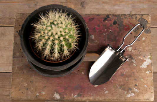 Foldable Hand Shovel
