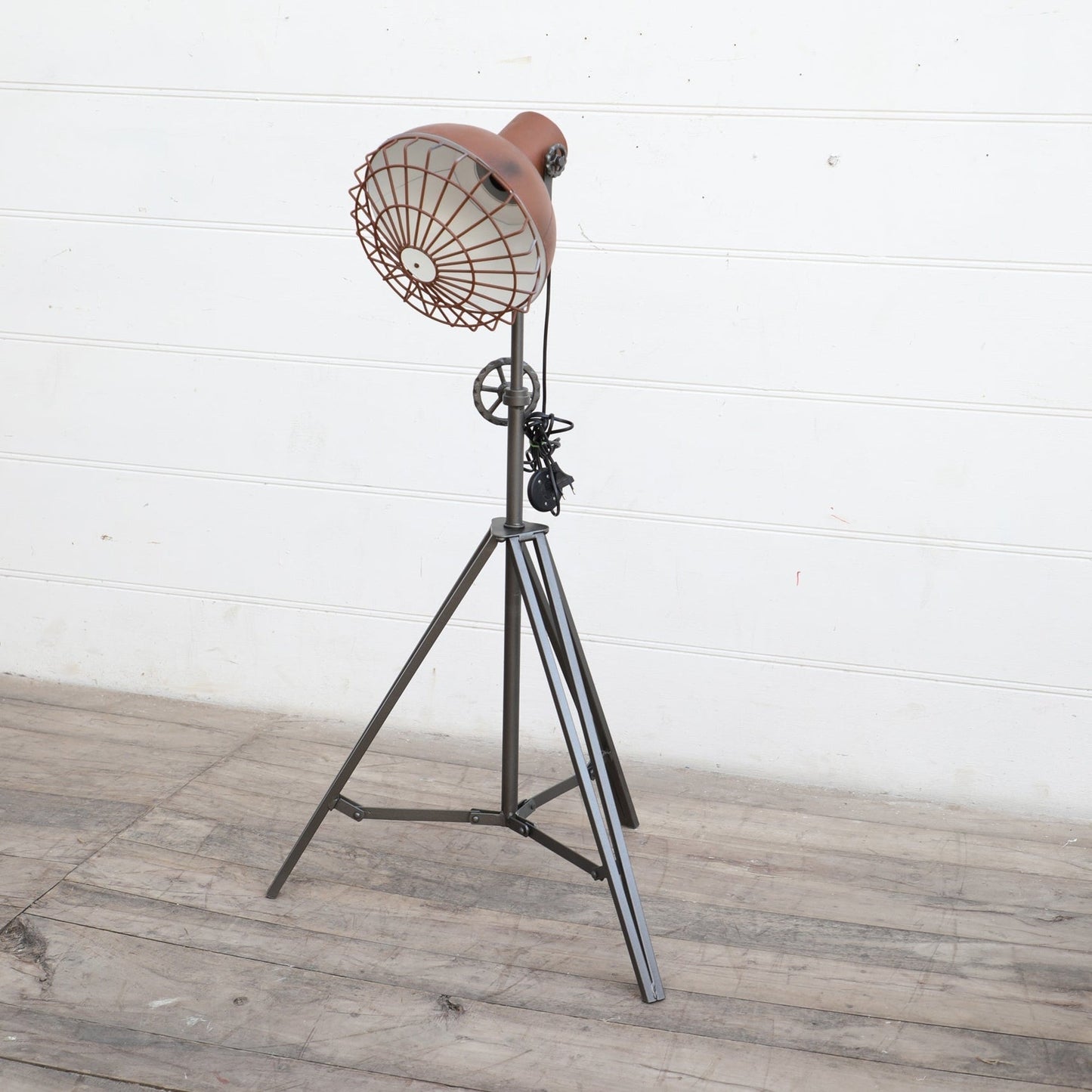 Retro Industrial Tripod Floor Lamp