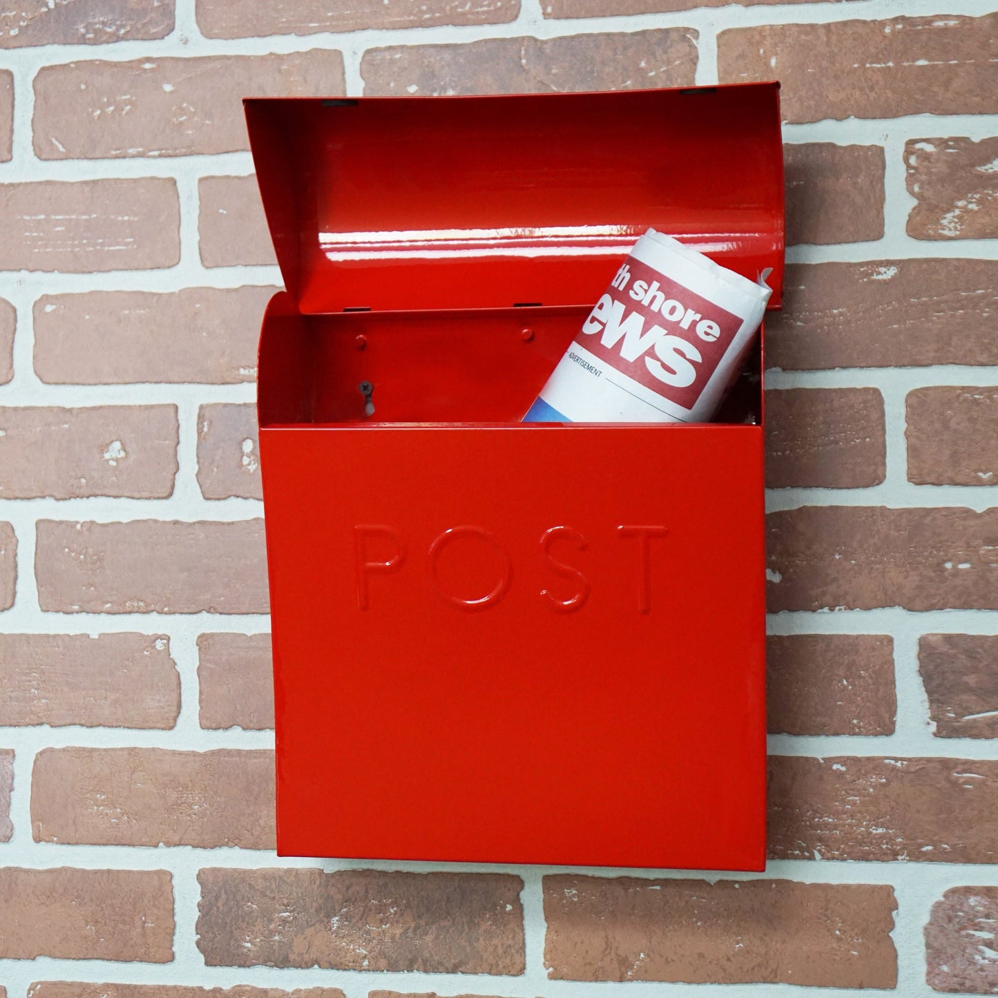 Vicki Euro Mailbox, Red
